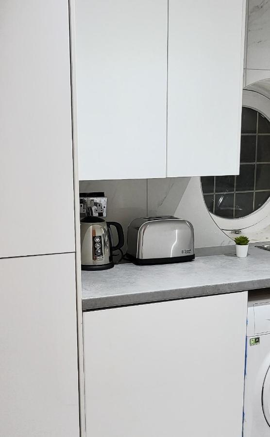 Stunning 2 Bedroom Apartment In Canary Wharf - Morland Apartments Londres Exterior foto