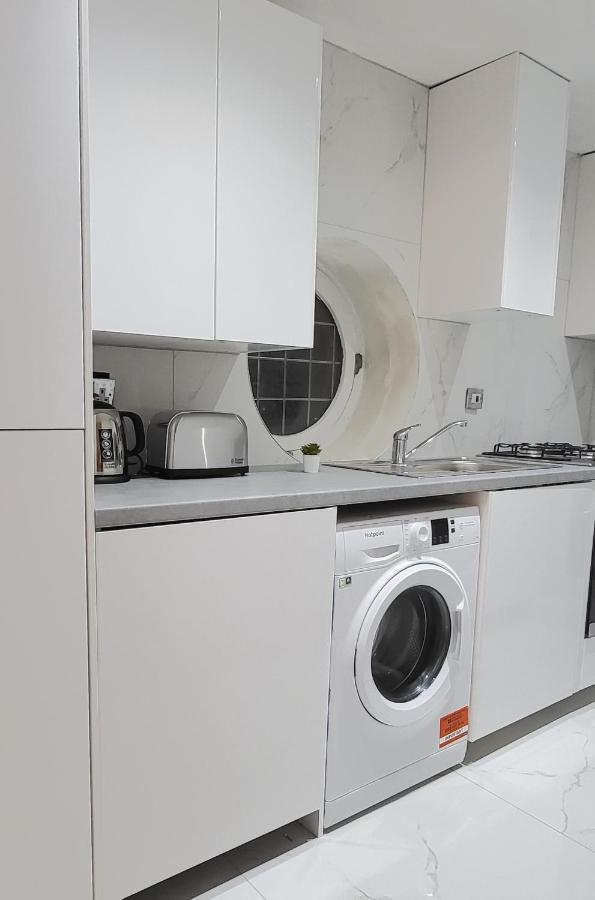 Stunning 2 Bedroom Apartment In Canary Wharf - Morland Apartments Londres Exterior foto